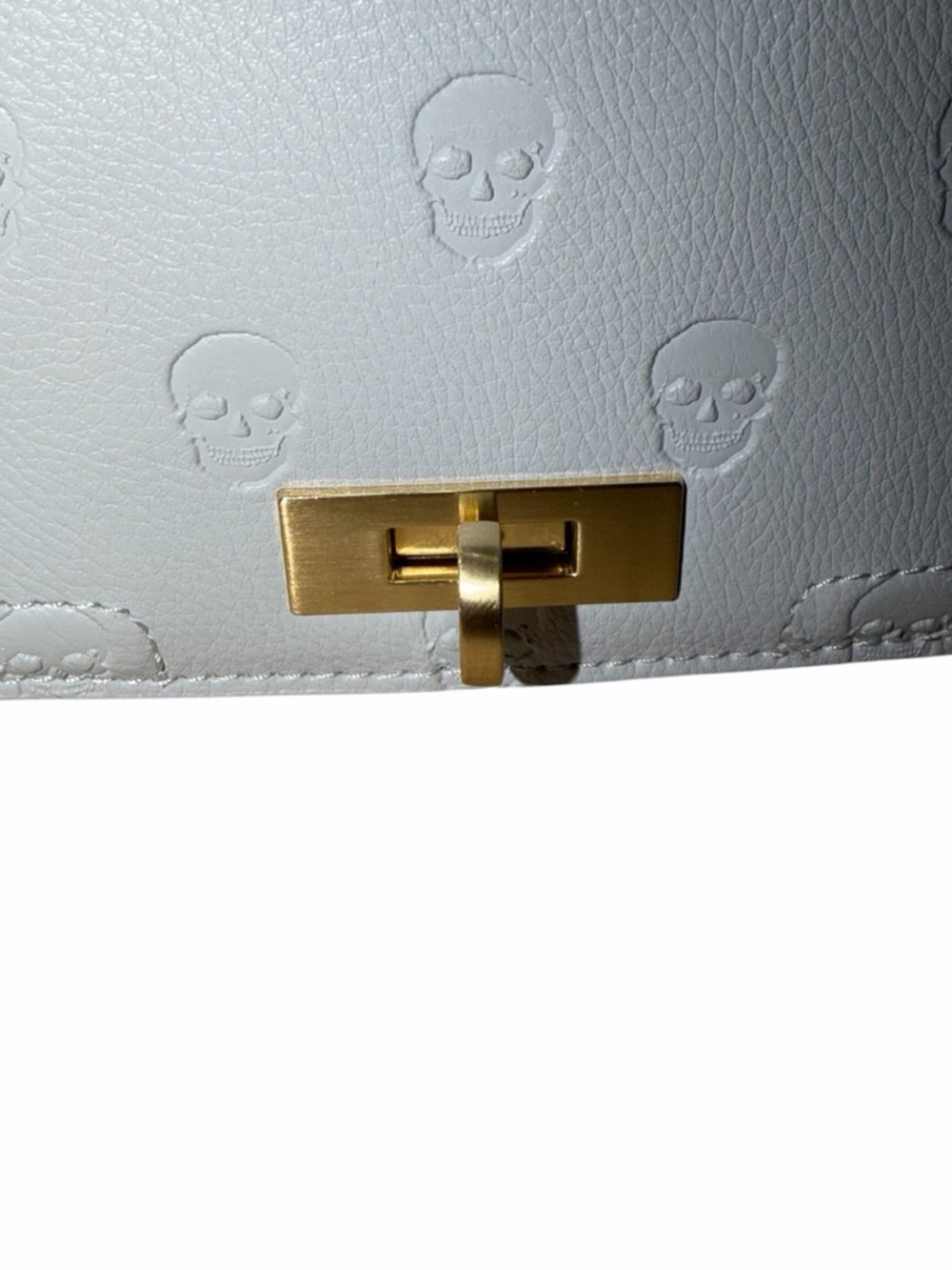 Betsey Johnson White Embossed Skull Crossbody with Gold Hardware - Picture 4 of 11